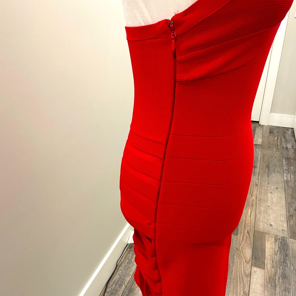 Dress - Picture 7 of 8